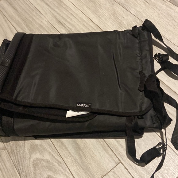 Gearflag tailgate bike frame straps - Picture 3 of 4